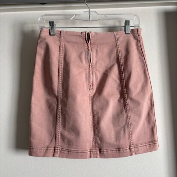 Free People Modern Denim Skirt In Dusty Mauve size 10 - Picture 3 of 5